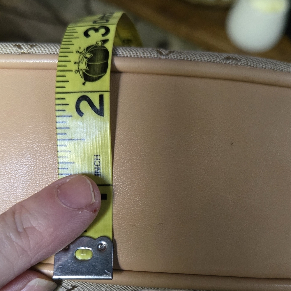 XOXO beige genuine leather small bag 10"x8" - Picture 11 of 11